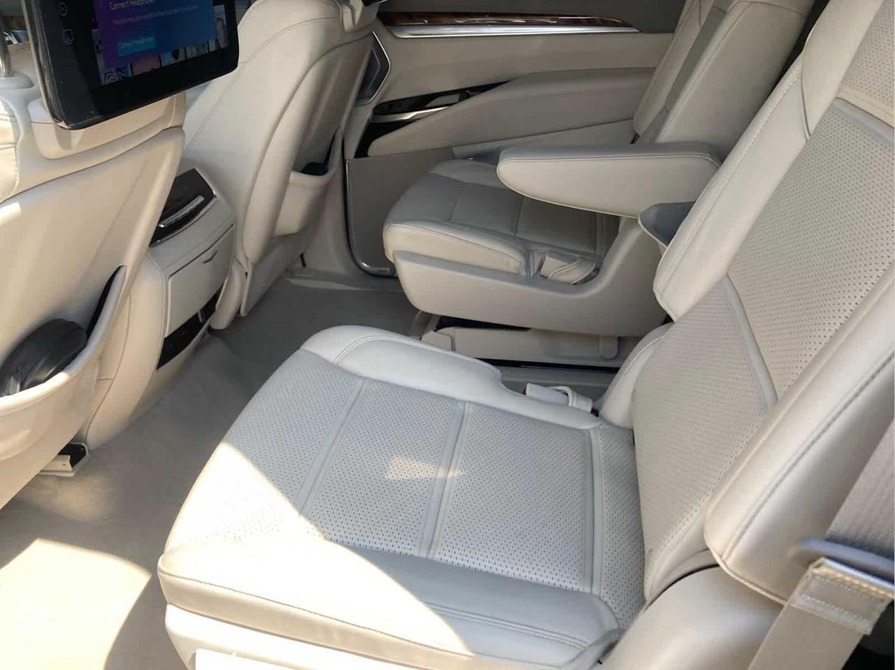 2025 Cadillac Escalade 4WD Sport Platinum Woburn MA