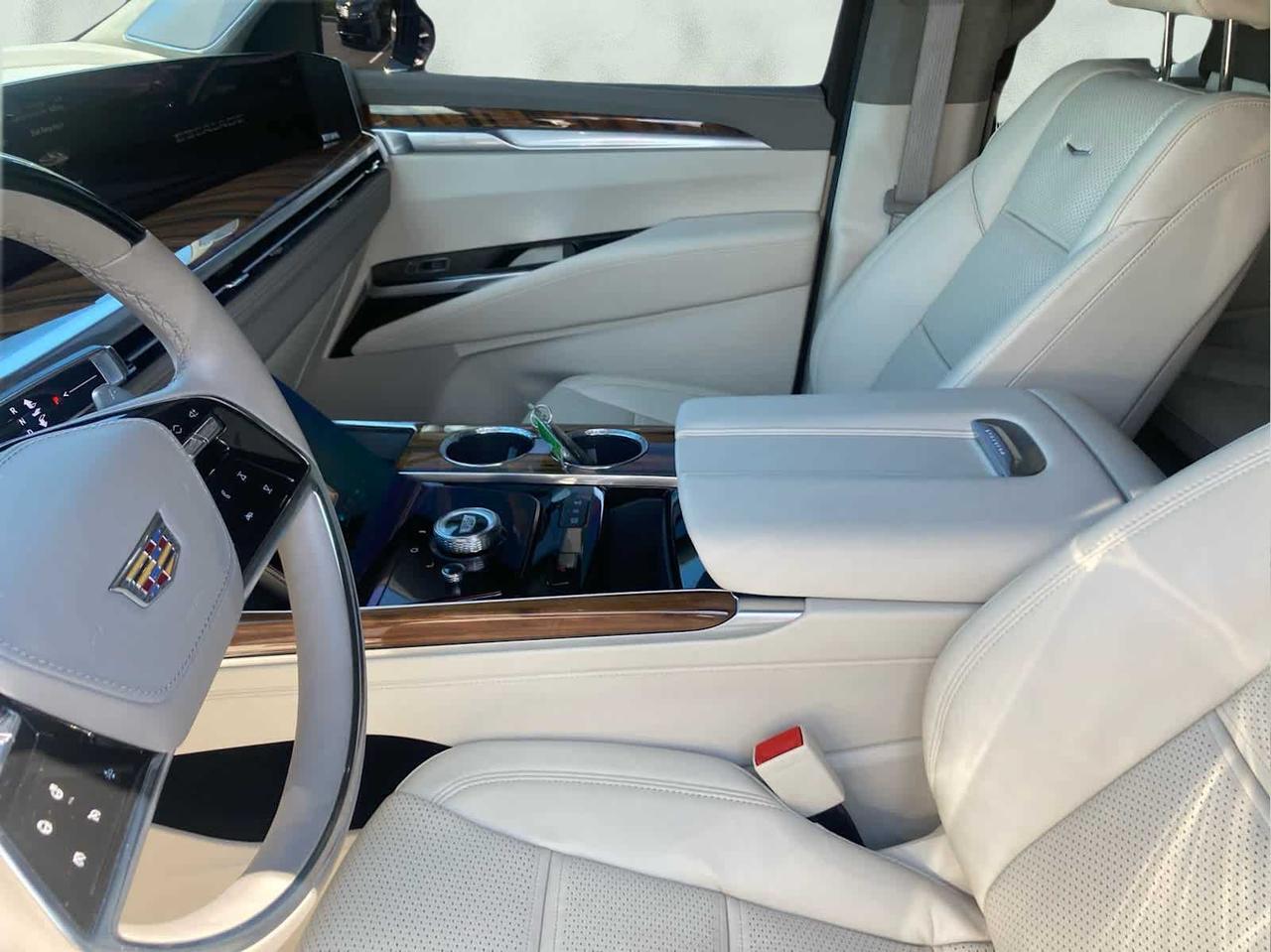 2025 Cadillac Escalade 4WD Sport Platinum Woburn MA