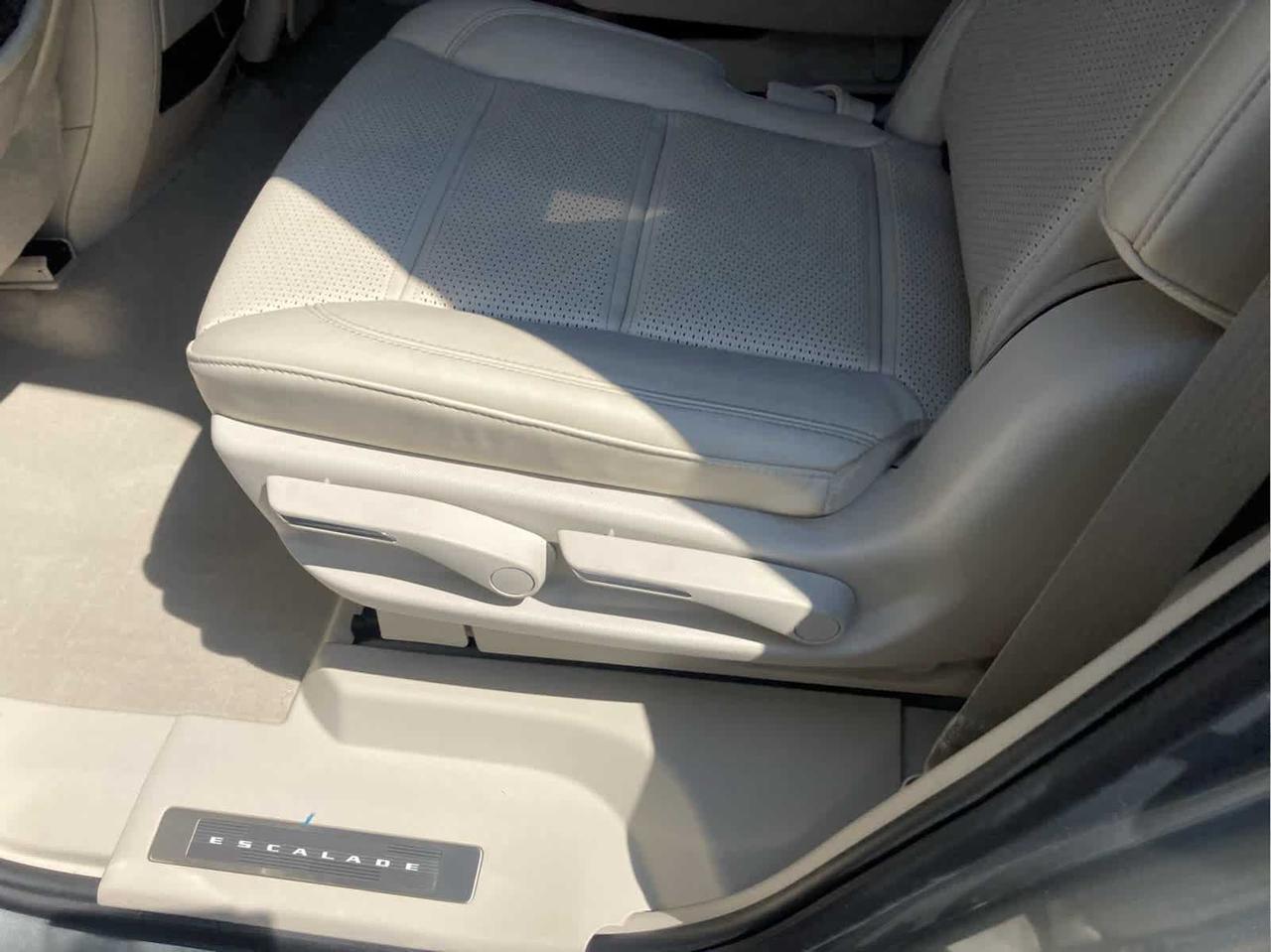 2025 Cadillac Escalade 4WD Sport Platinum Woburn MA