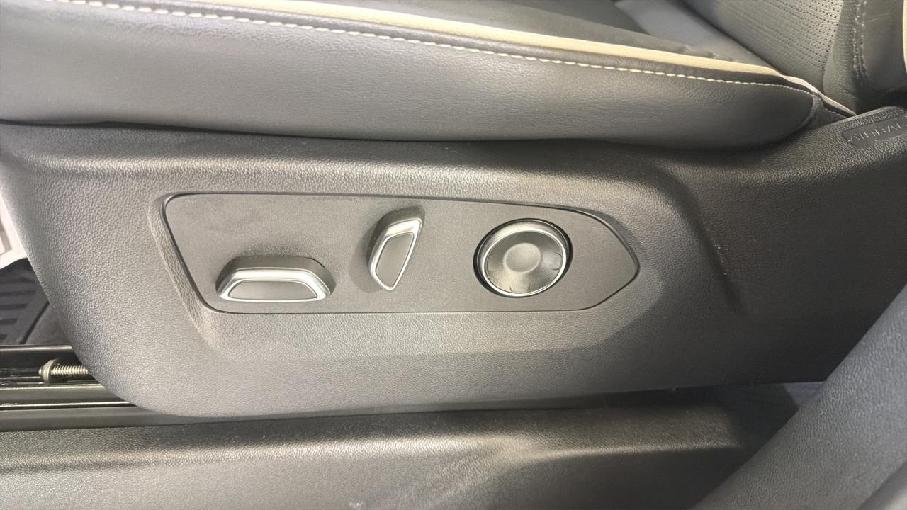 2025 Cadillac Escalade 4WD Sport San Antonio TX