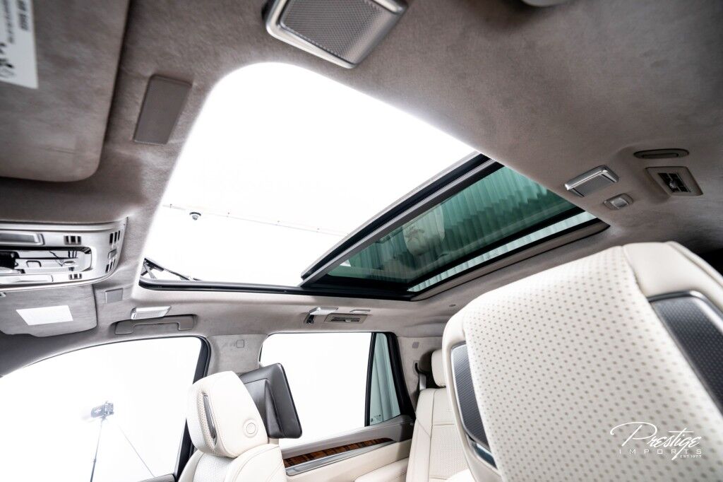 2025 Cadillac Escalade Command the road in the 2025 Cadillac Escalade 4WD Sport Platinum &acirc;&euro;&rdquo; a full-size luxury SUV designed for those who lead from the front. Powered by a 6.2L V8 delivering 420 horsepower through a smooth 10-speed automatic transmission, North Miami Beach FL