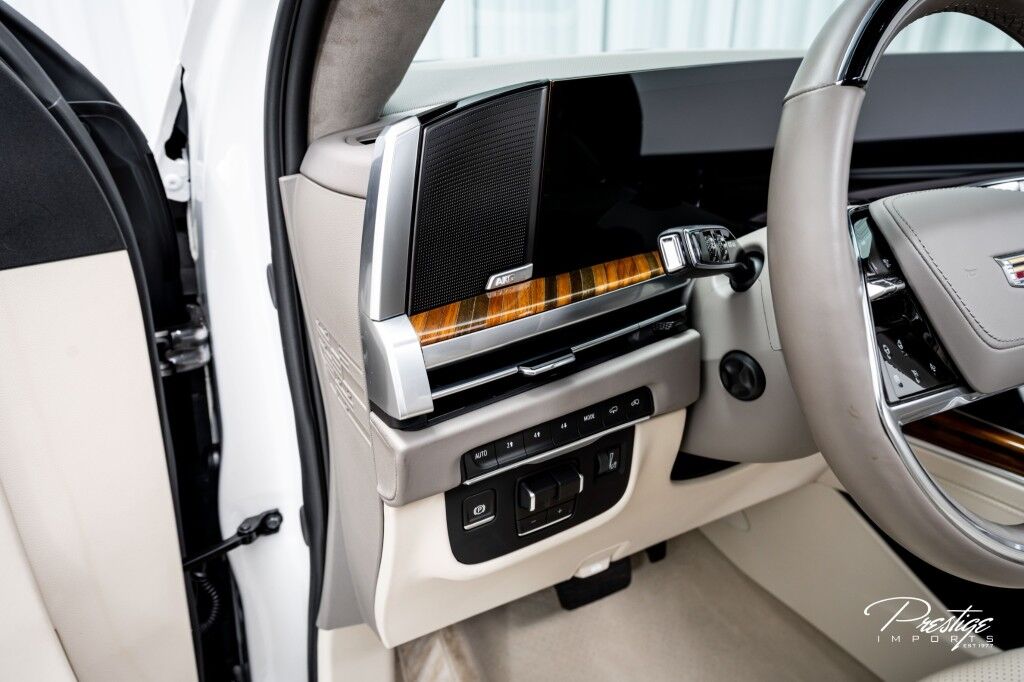 2025 Cadillac Escalade Command the road in the 2025 Cadillac Escalade 4WD Sport Platinum &acirc;&euro;&rdquo; a full-size luxury SUV designed for those who lead from the front. Powered by a 6.2L V8 delivering 420 horsepower through a smooth 10-speed automatic transmission, North Miami Beach FL