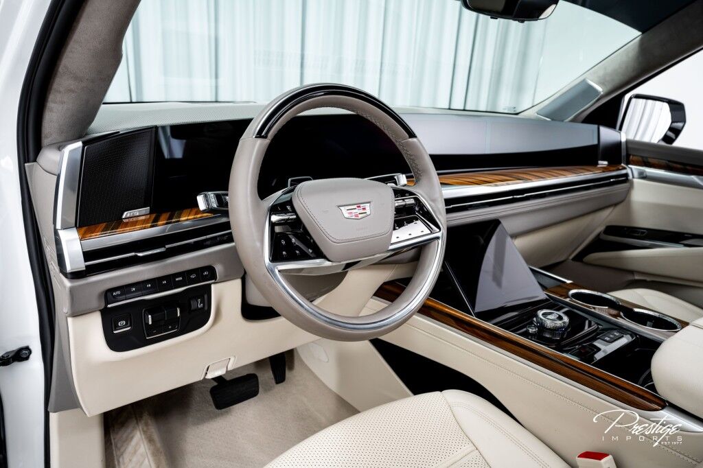 2025 Cadillac Escalade Command the road in the 2025 Cadillac Escalade 4WD Sport Platinum &acirc;&euro;&rdquo; a full-size luxury SUV designed for those who lead from the front. Powered by a 6.2L V8 delivering 420 horsepower through a smooth 10-speed automatic transmission, North Miami Beach FL