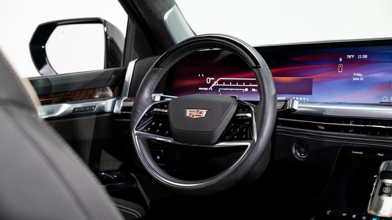 2025 Cadillac Escalade ESV 4WD Sport Platinum Franklin TN