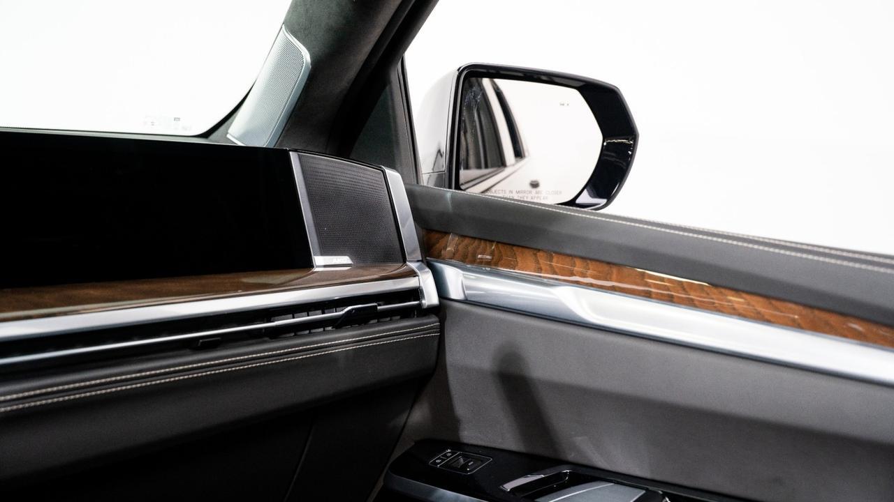 2025 Cadillac Escalade ESV 4WD Sport Platinum Franklin TN