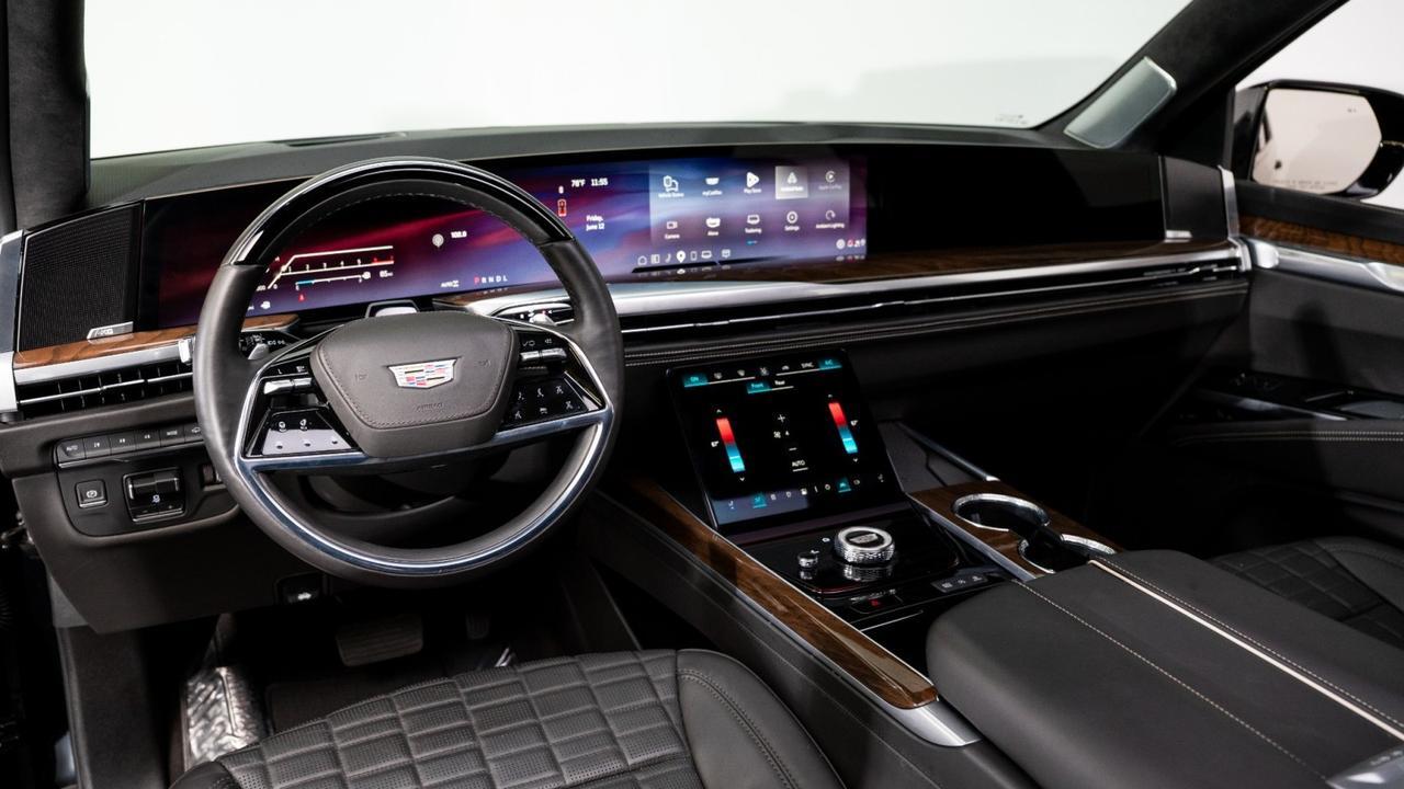 2025 Cadillac Escalade ESV 4WD Sport Platinum Franklin TN