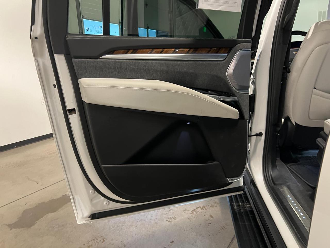 2025 Cadillac Escalade ESV 4WD Sport Platinum Parker CO