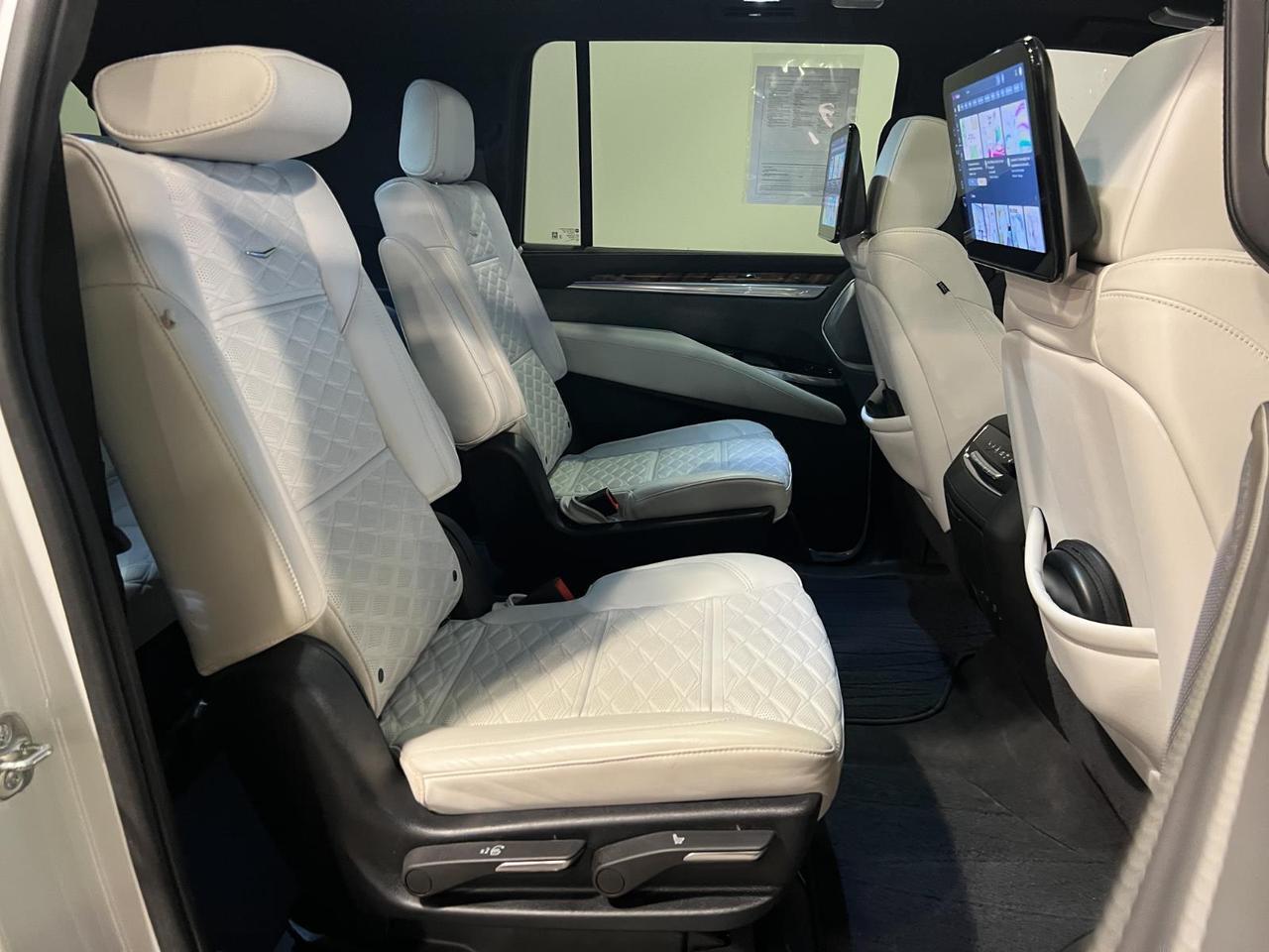 2025 Cadillac Escalade ESV 4WD Sport Platinum Parker CO