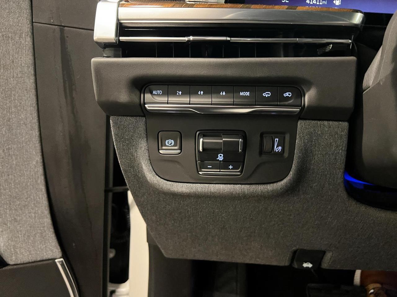 2025 Cadillac Escalade ESV 4WD Sport Platinum Parker CO