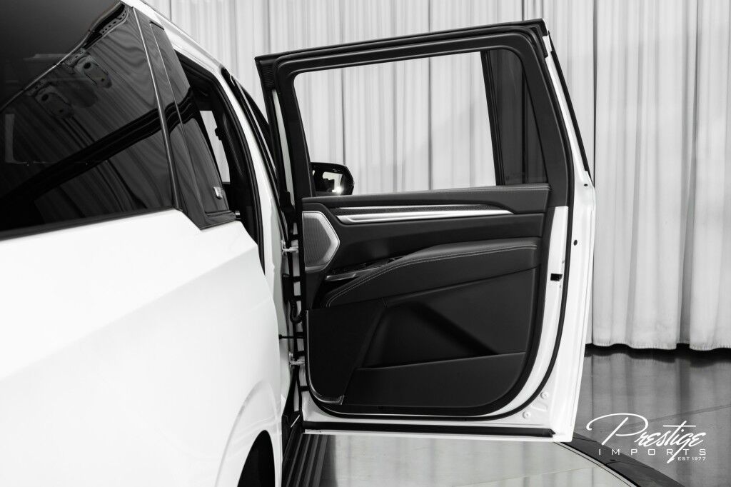 2025 Cadillac Escalade ESV AWD V-Series North Miami Beach FL