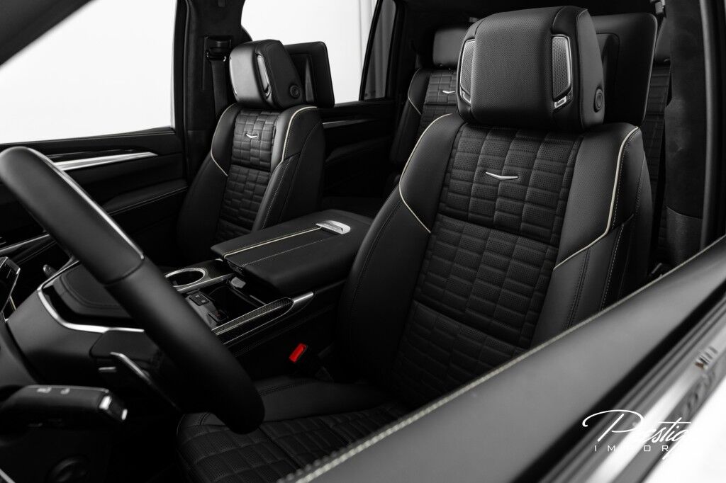 2025 Cadillac Escalade ESV AWD V-Series North Miami Beach FL