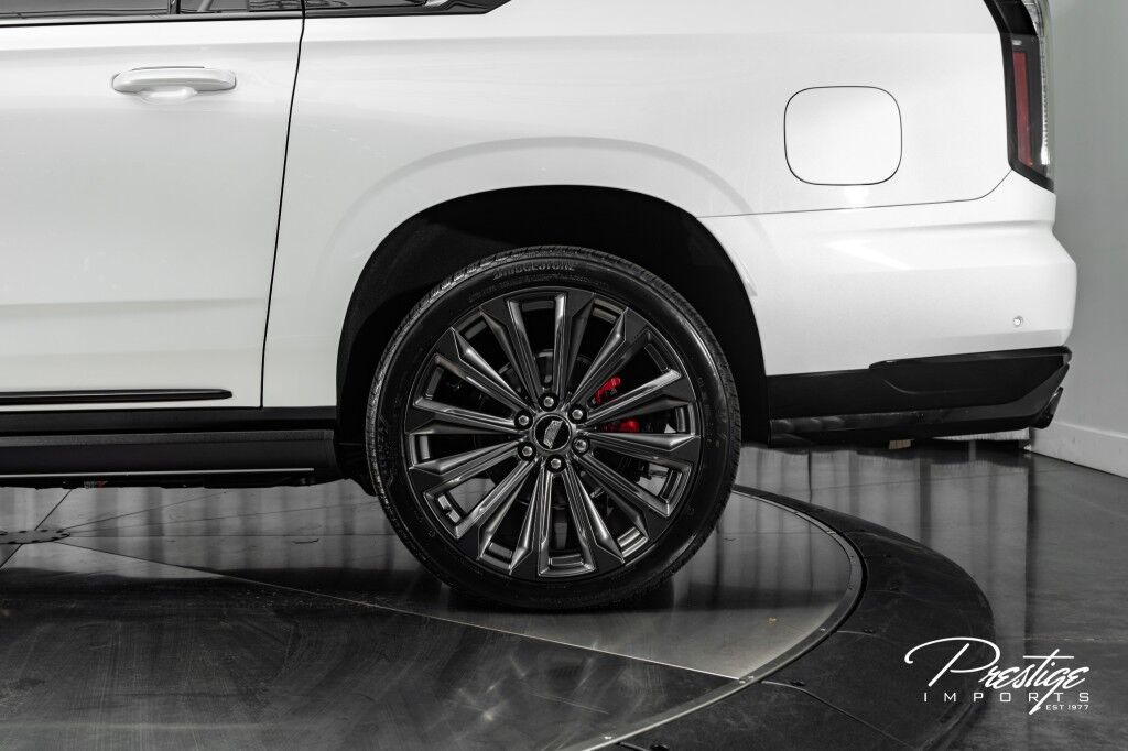 2025 Cadillac Escalade ESV AWD V-Series North Miami Beach FL