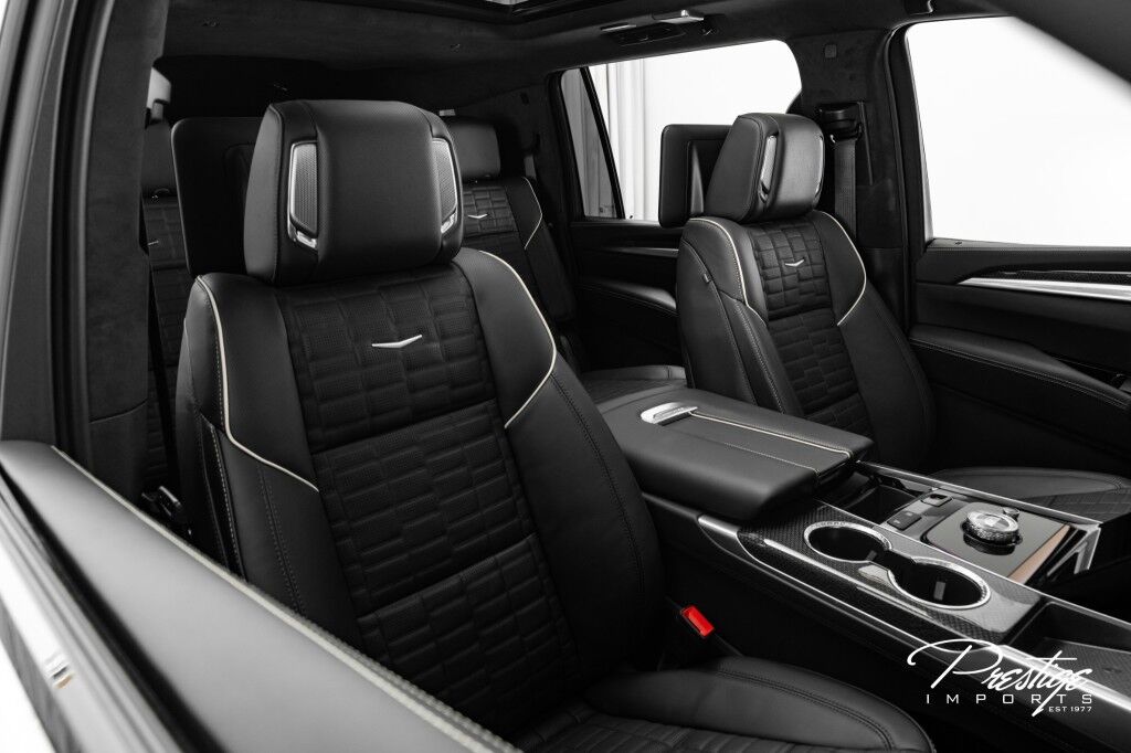 2025 Cadillac Escalade ESV AWD V-Series North Miami Beach FL