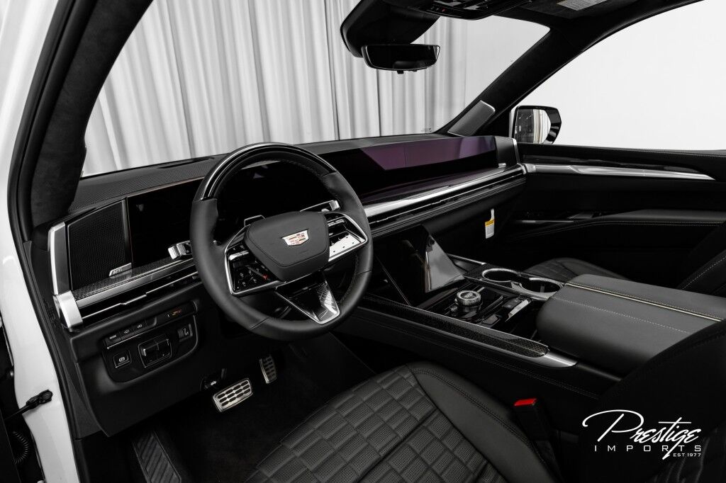2025 Cadillac Escalade ESV AWD V-Series North Miami Beach FL