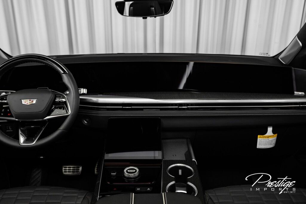 2025 Cadillac Escalade ESV AWD V-Series North Miami Beach FL