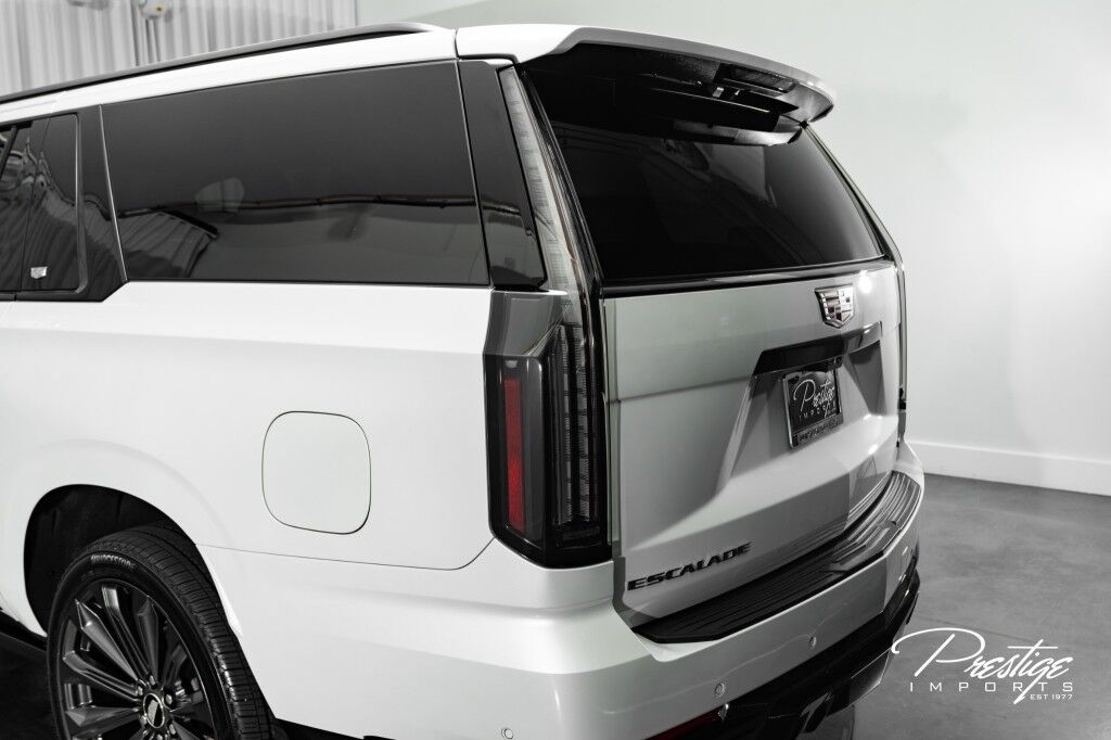 2025 Cadillac Escalade ESV AWD V-Series North Miami Beach FL