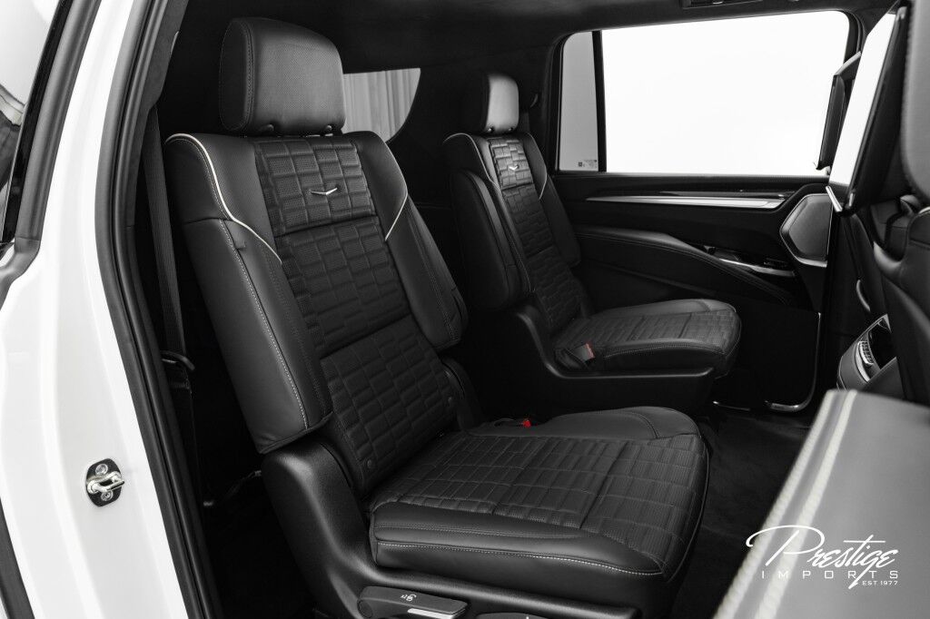 2025 Cadillac Escalade ESV AWD V-Series North Miami Beach FL