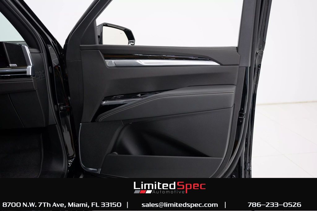 2025 Cadillac Escalade ESV Luxury Miami FL