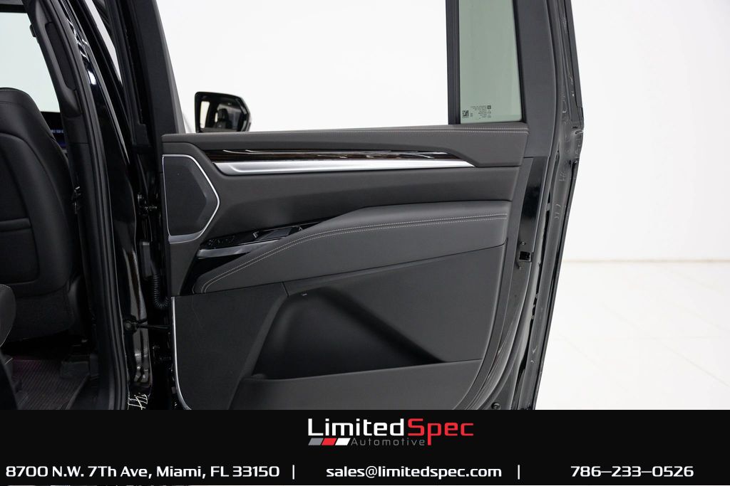 2025 Cadillac Escalade ESV Luxury Miami FL