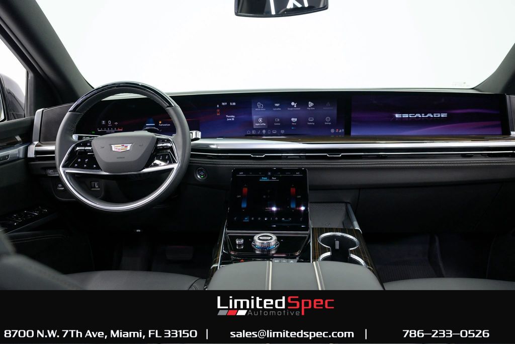 2025 Cadillac Escalade ESV Luxury Miami FL