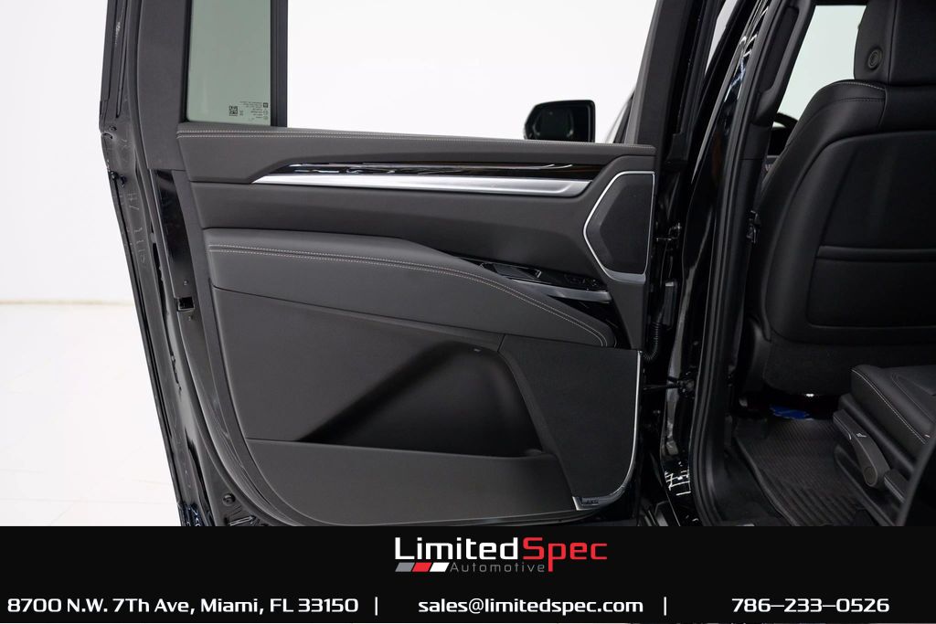 2025 Cadillac Escalade ESV Luxury Miami FL