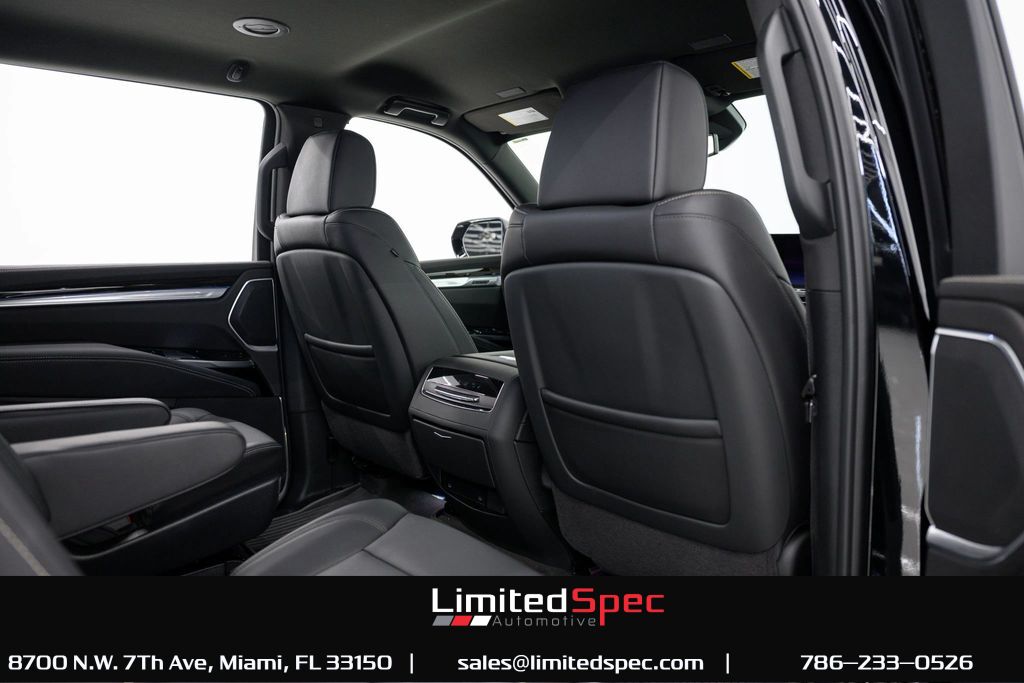 2025 Cadillac Escalade ESV Luxury Miami FL