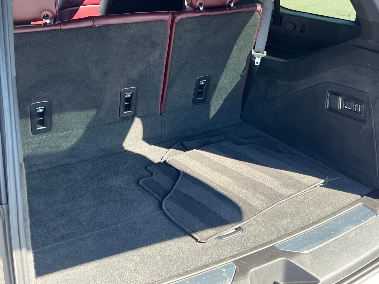 2025 Cadillac Escalade ESV Premium Indianapolis IN