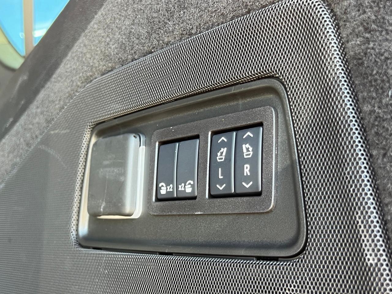 2025 Cadillac Escalade ESV Premium Indianapolis IN