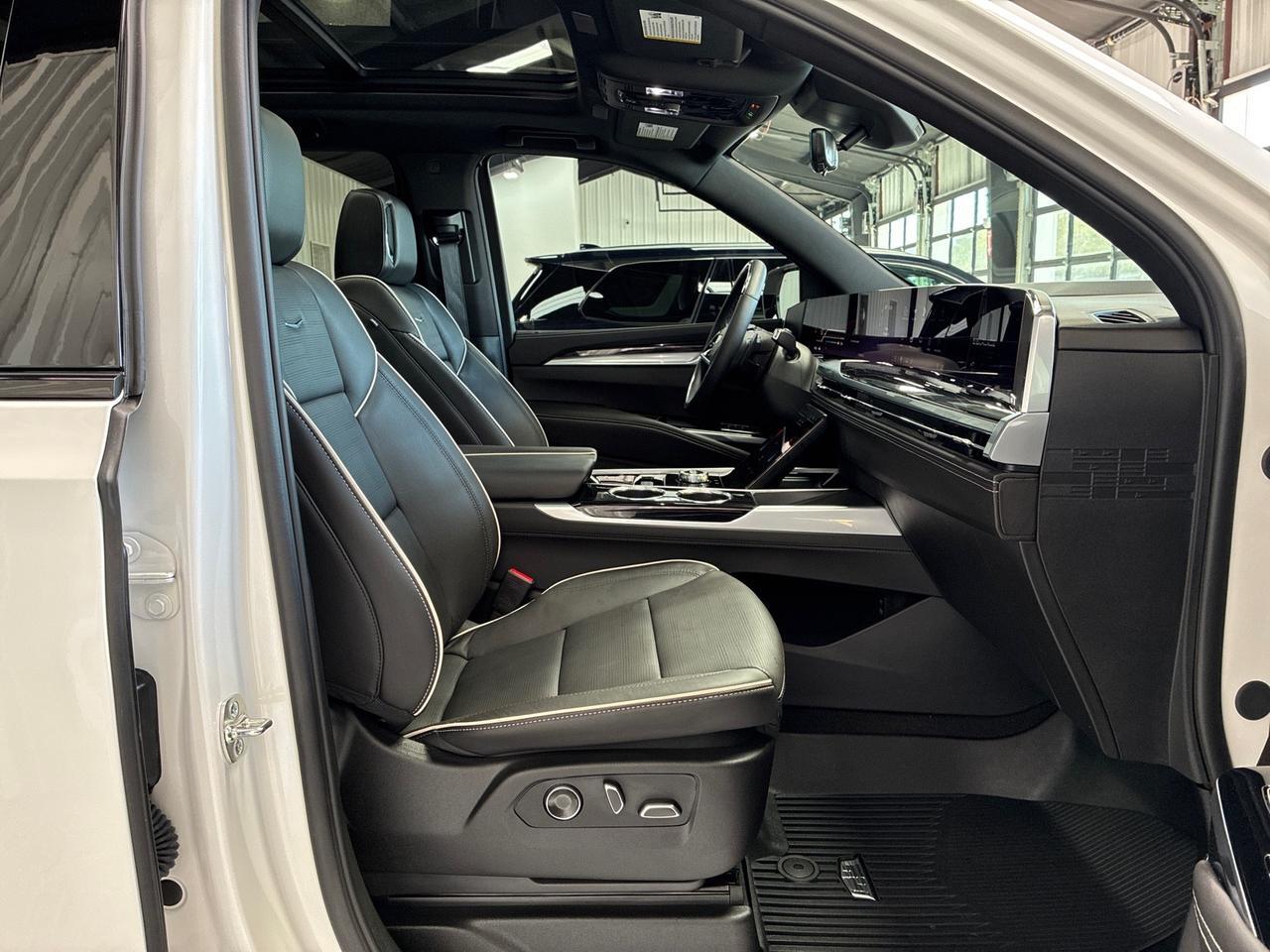 2025 Cadillac Escalade ESV Sport, Only 1k Miles Houston TX