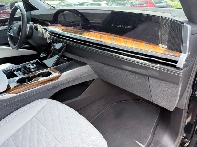 2025 Cadillac Escalade ESV Sport Platinum Kerrville TX
