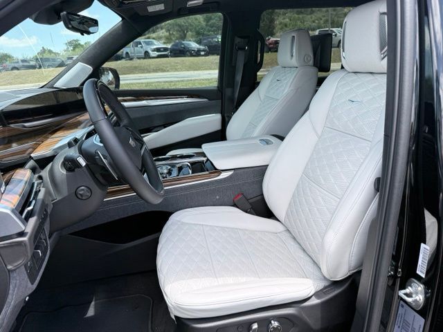 2025 Cadillac Escalade ESV Sport Platinum Kerrville TX