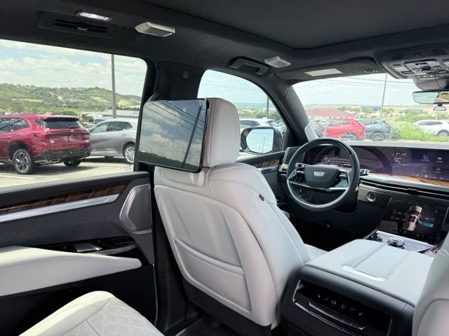 2025 Cadillac Escalade ESV Sport Platinum Kerrville TX