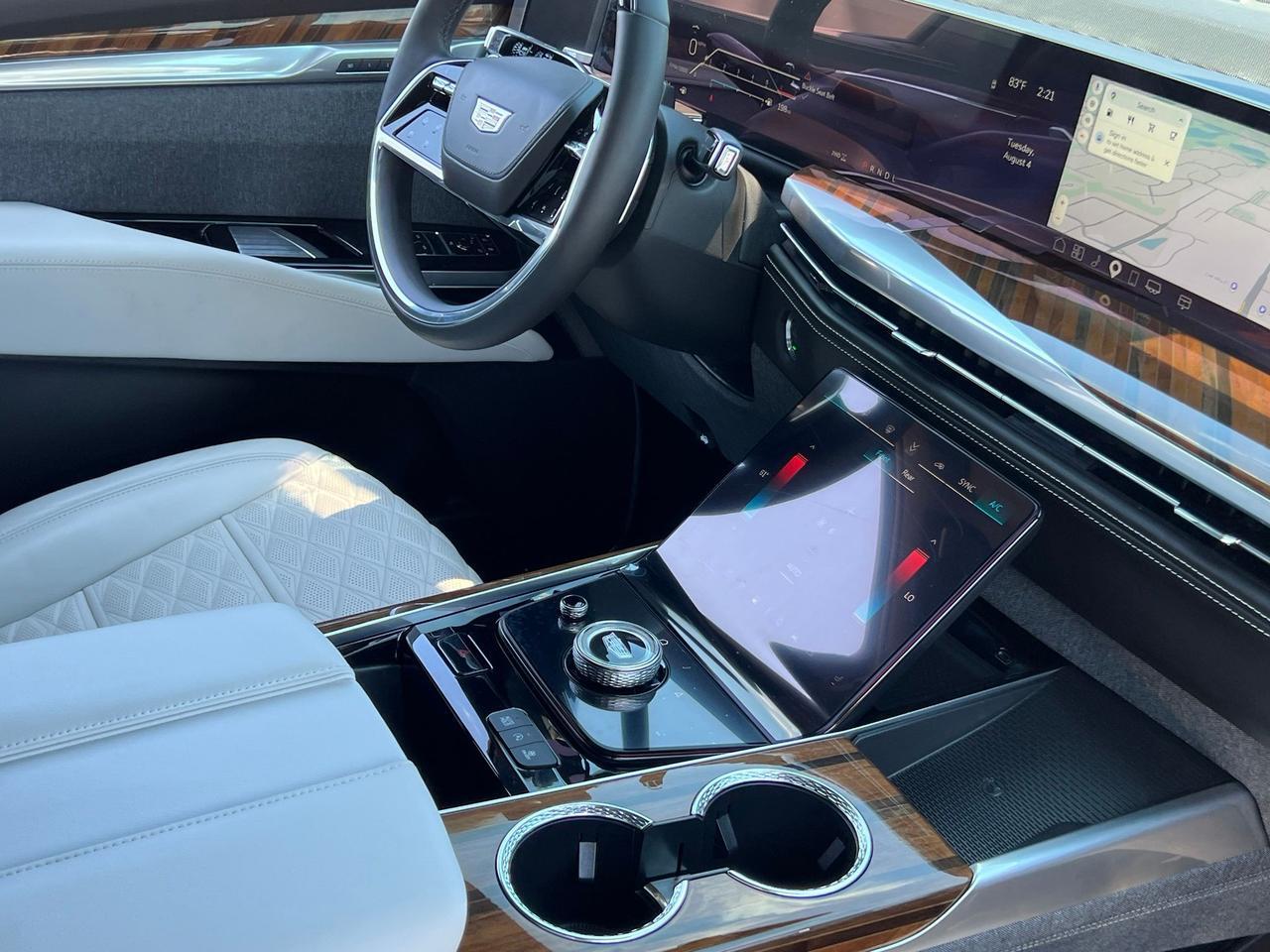 2025 Cadillac Escalade ESV Sport Platinum Indianapolis IN
