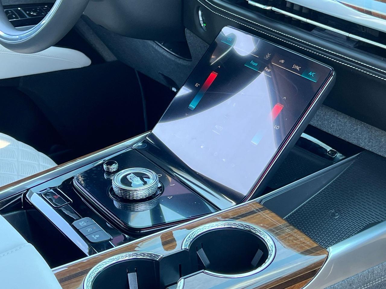 2025 Cadillac Escalade ESV Sport Platinum Indianapolis IN