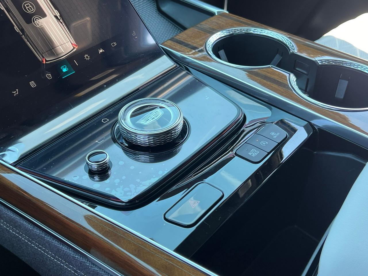 2025 Cadillac Escalade ESV Sport Platinum Indianapolis IN