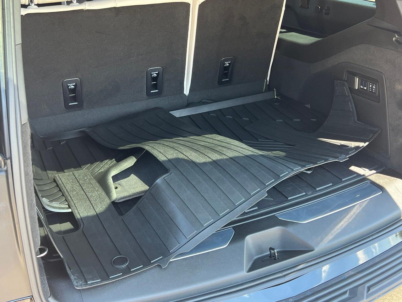 2025 Cadillac Escalade ESV Sport Platinum Indianapolis IN