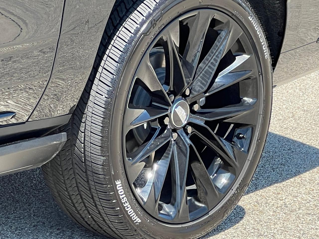 2025 Cadillac Escalade ESV Sport Platinum Indianapolis IN