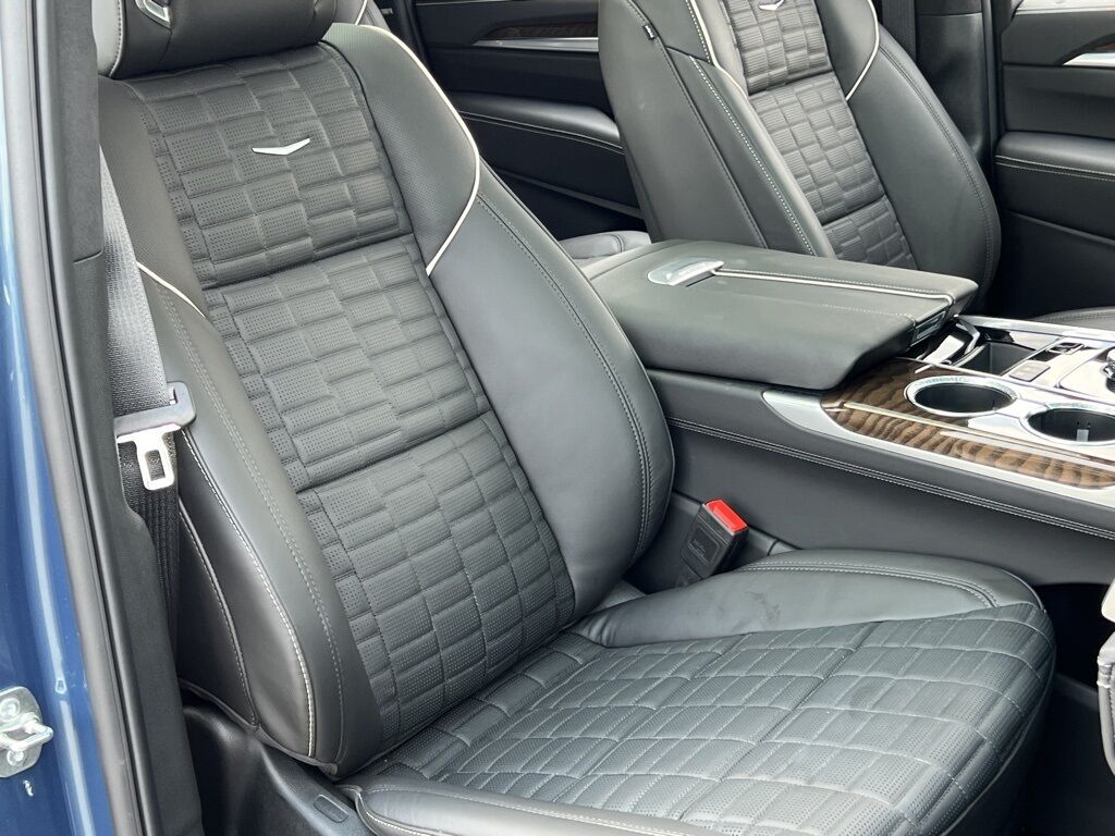 2025 Cadillac Escalade ESV Sport Platinum Ft Lauderdale FL