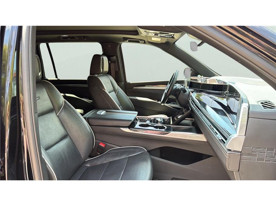 2025 Cadillac Escalade ESV Sport SUV 4D Folsom CA