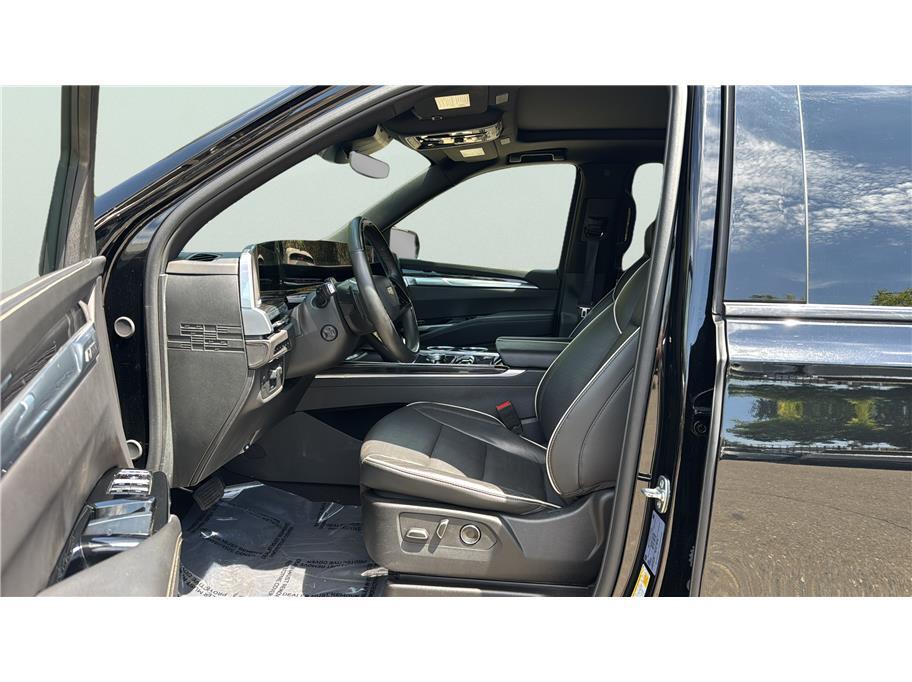 2025 Cadillac Escalade ESV Sport SUV 4D Folsom CA