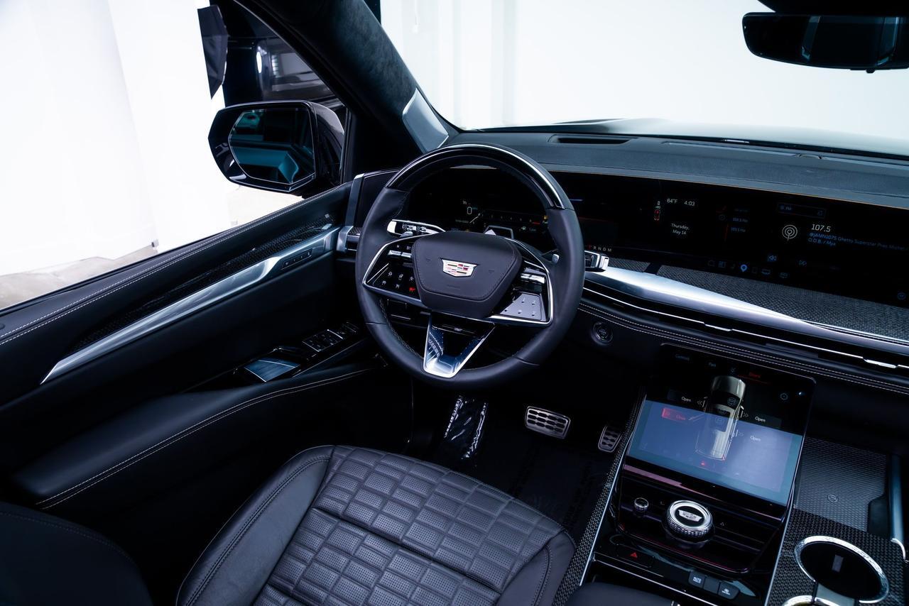 2025 Cadillac Escalade ESV V-Series Touring Package 1SD Portland OR