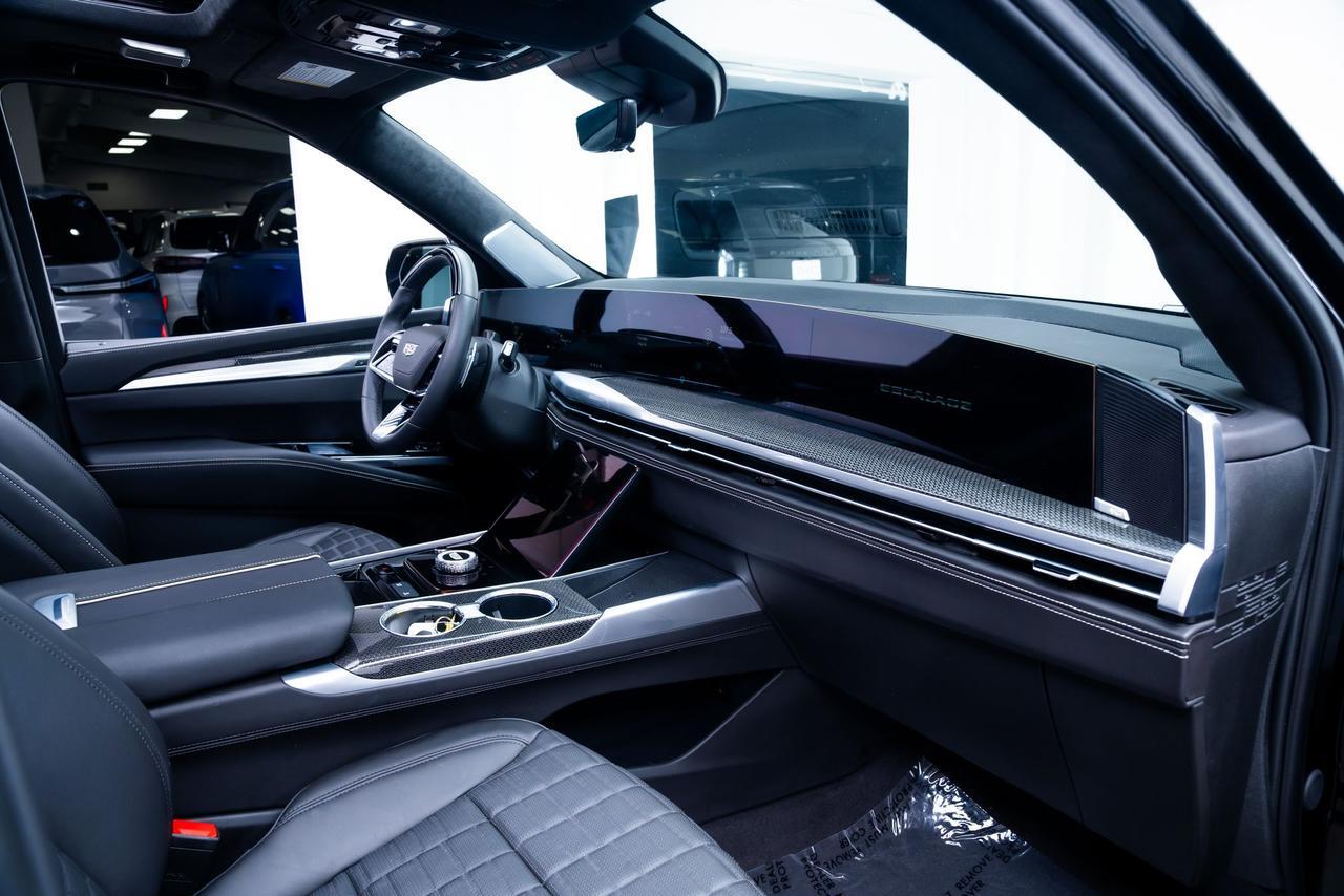 2025 Cadillac Escalade ESV V-Series Touring Package 1SD Portland OR