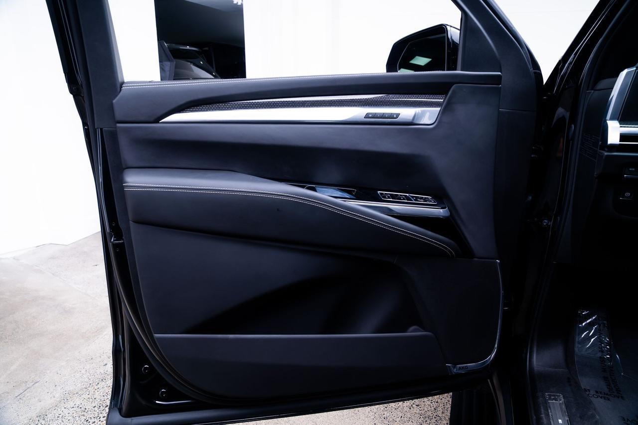 2025 Cadillac Escalade ESV V-Series Touring Package 1SD Portland OR