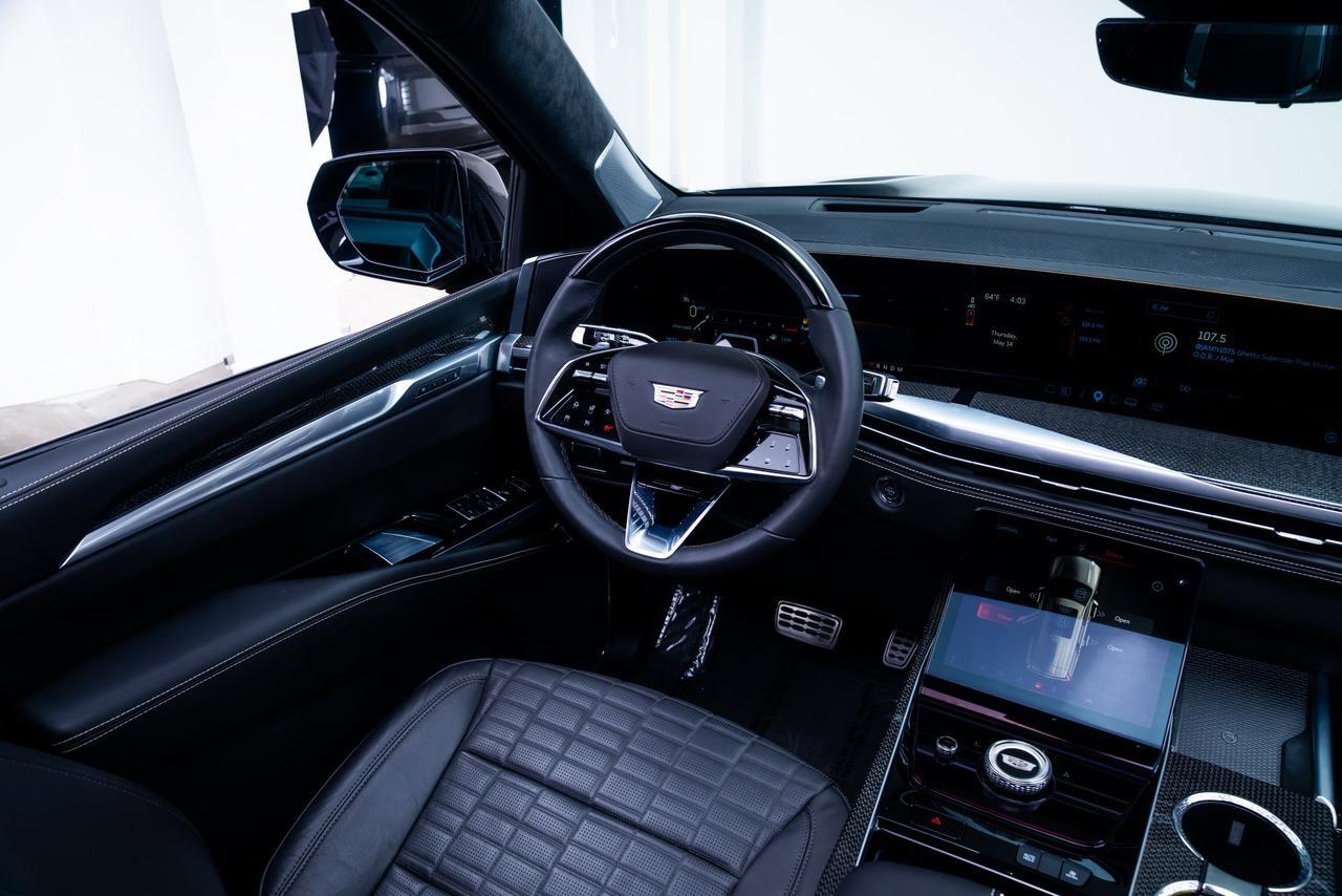 2025 Cadillac Escalade ESV V-Series Touring Package / Group 1SD / Night Vision Portland OR