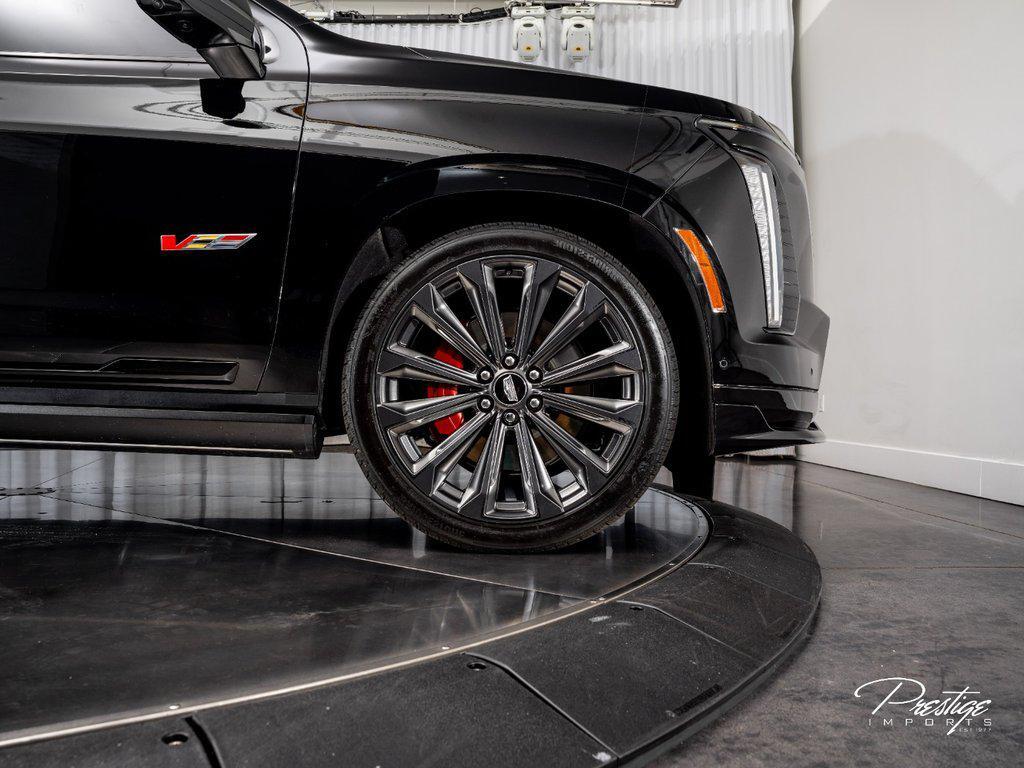 2025 Cadillac Escalade Esv V-Series North Miami Beach FL
