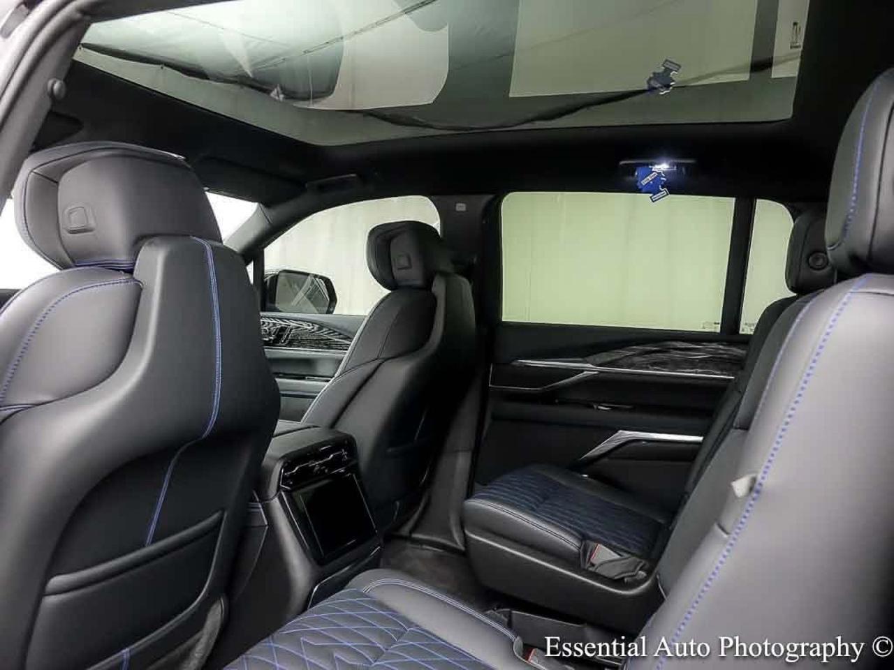 2025 Cadillac Escalade IQ Luxury 1 Willowbrook IL