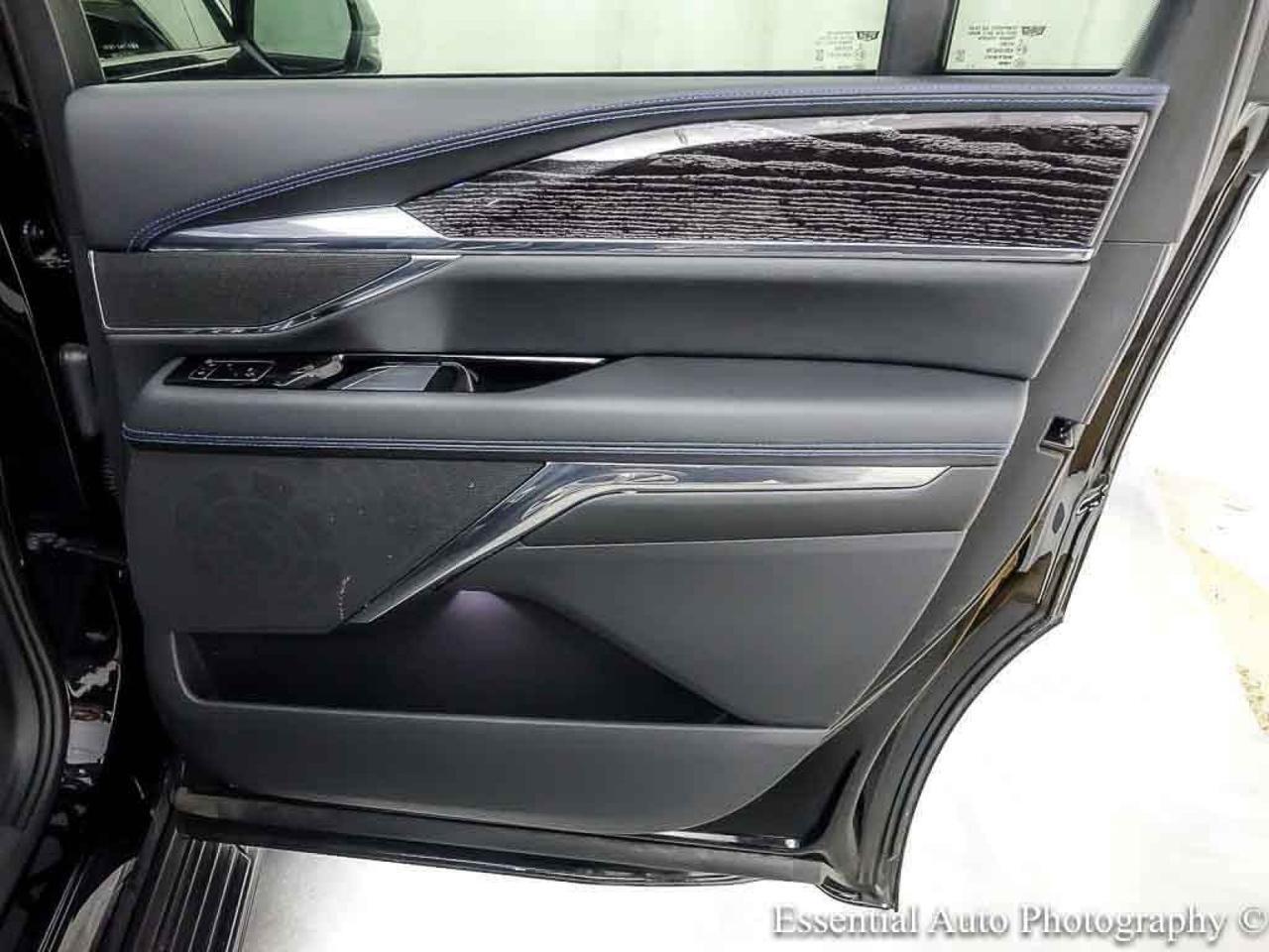 2025 Cadillac Escalade IQ Luxury 1 Willowbrook IL