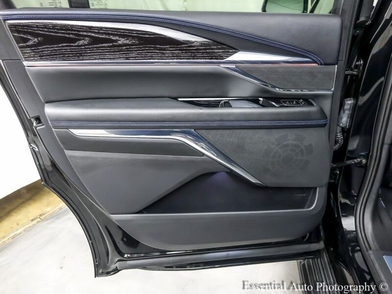 2025 Cadillac Escalade IQ Luxury 1 Willowbrook IL