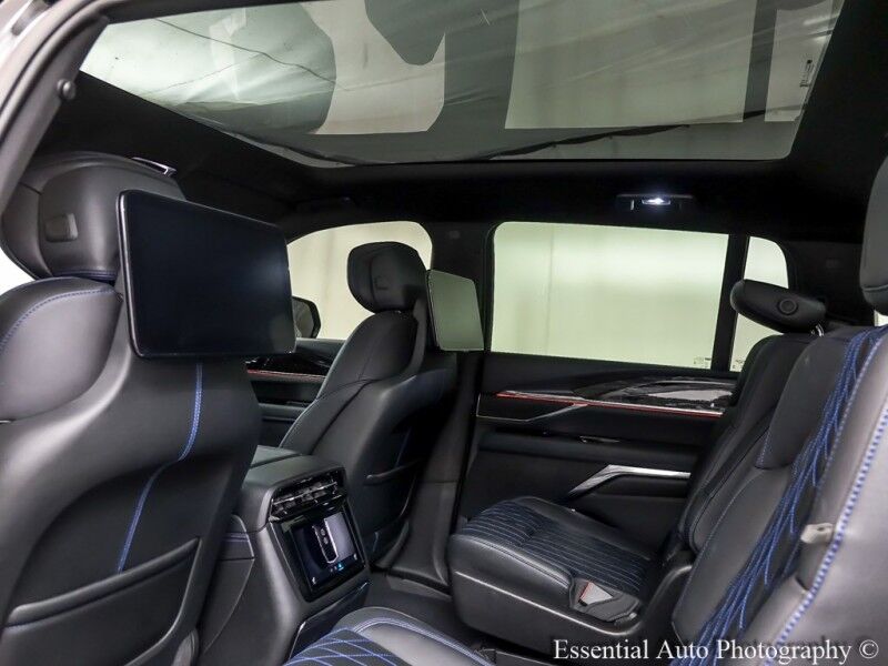2025 Cadillac Escalade IQ Luxury 1 Willowbrook IL