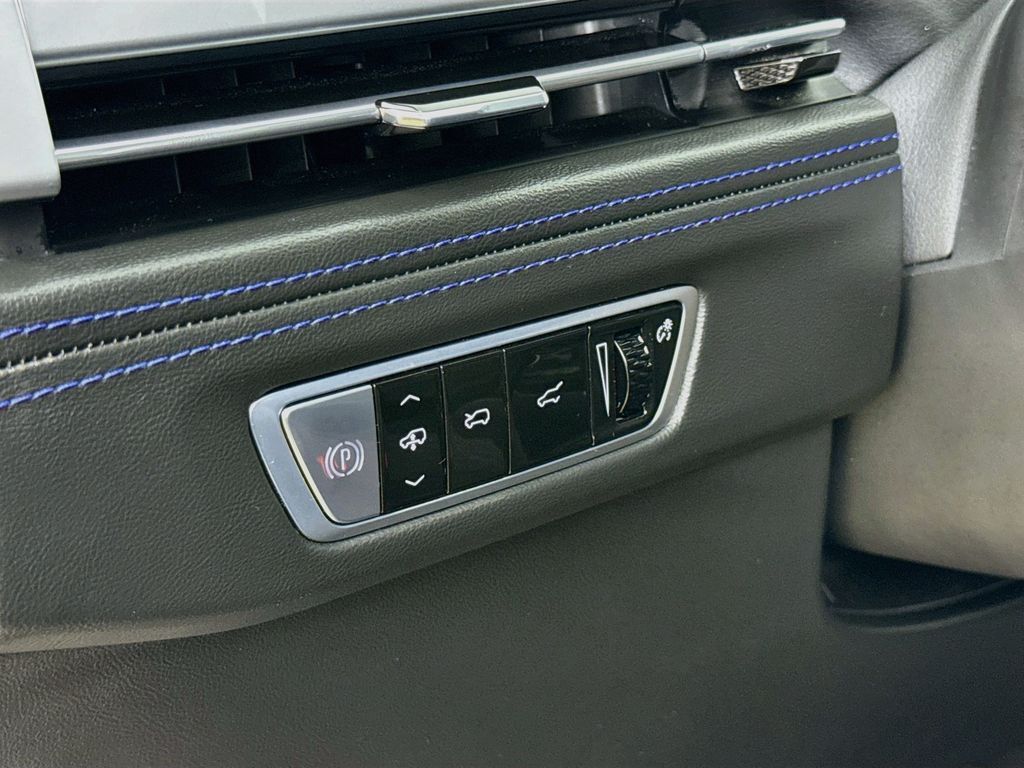 2025 Cadillac Escalade IQ Luxury 1 Willowbrook IL